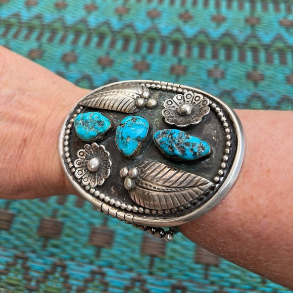 Sterling Silver Turquoise Cuff Bracelet - Picture 5 of 13